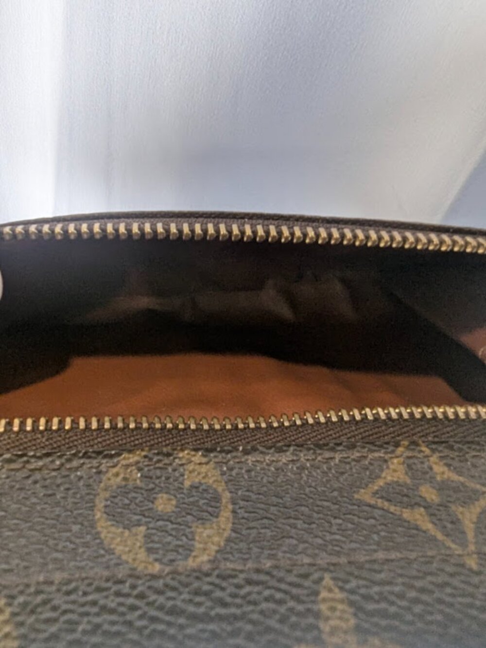 Louis Vuitton Monogram Mahina Lock Style Wallet - Picture 10 of 11